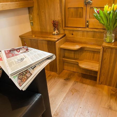 Hotel Narrowboat Puzzle Ely Exterior foto